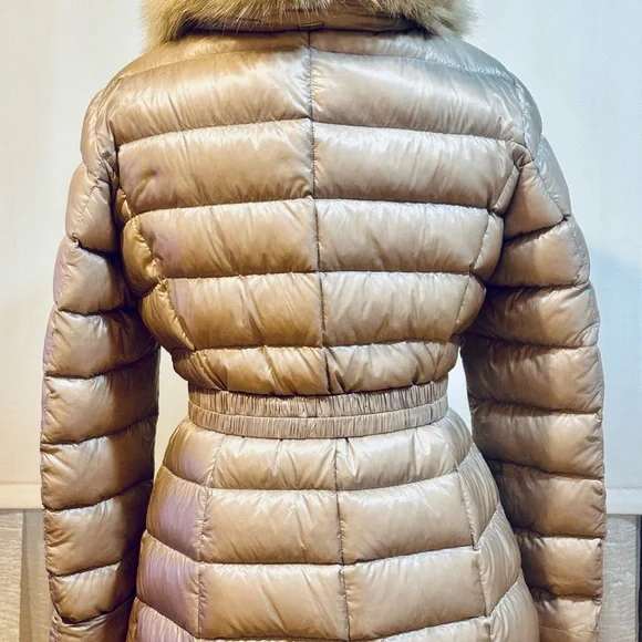 Herno Shimmering Gold Puffer Jacket with detachable Fox Fur Collar - Picture 13 of 16